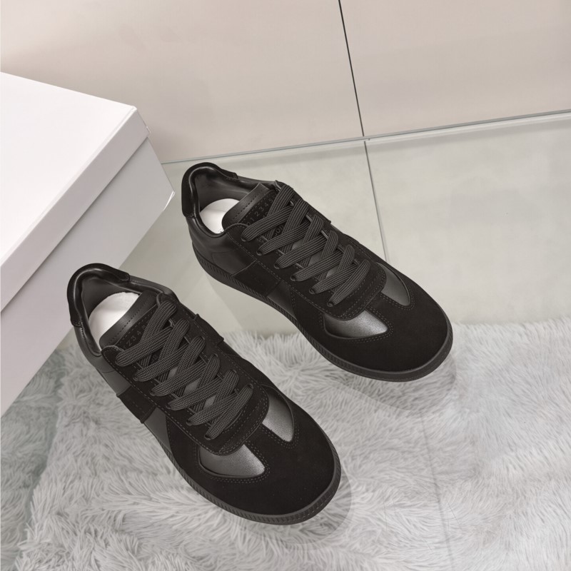 Men Shoes Trainers - 女性男性ヴィンテージドイツトレーナースニーカーナッパレザーカジュアルレースアップシューズユニセックスカップルレトロソールスポーツシューズ