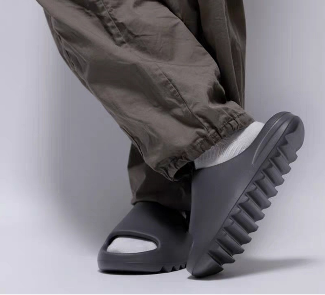 Men'S Shoes To Women'S - 夏の女性用スリッパ、男性用サンダル、カジュアルビーチシューズ、ソフトボトムスライド、厚底プラットフォームEVA滑り止めホームスリッパ