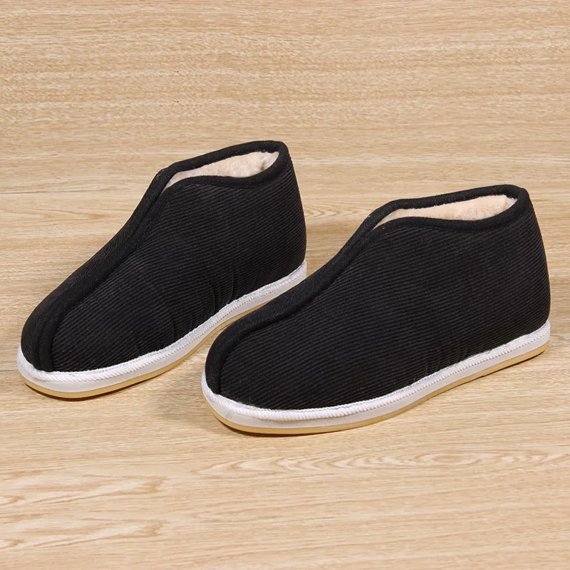 冬用北京布製スリッパ – 暖かいフリース裏地付き黒スリッポン - Men Shoes Online のレビューと価格