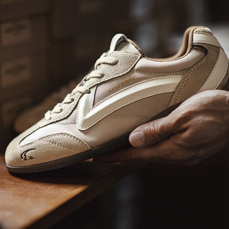 マデン ヴィンテージ パッチワーク レーシングシューズ ユニ - Men Shoes Trainers のレビューと価格