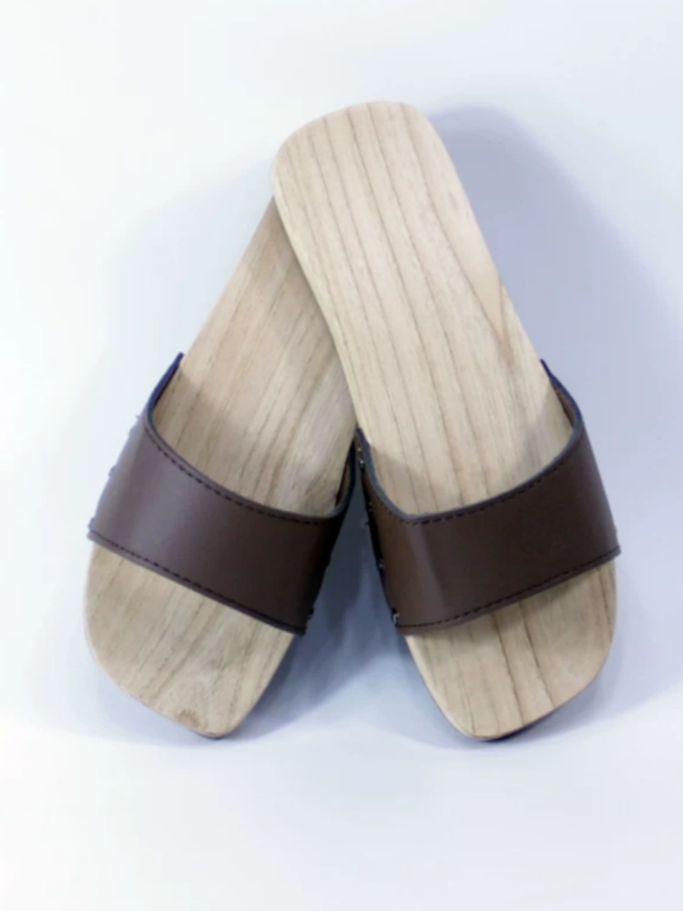 2026年ユニセックス木製クロッグカップルスタイル滑り止め木 - Men'S Shoes Daily Use のレビューと価格