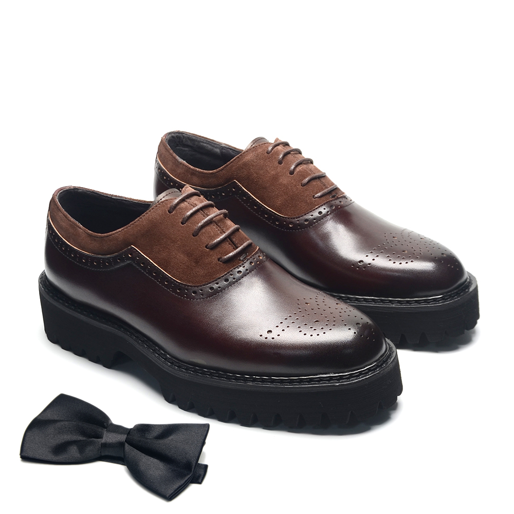 メンズソフトブラックソールスニーカー,オックスフォードドレス - Men Shoes Louboutin のレビューと価格