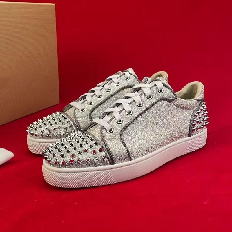 男性高級ファッションリベット靴レースアップオリジナルレザーオ - Men Shoes Louboutin のレビューと価格